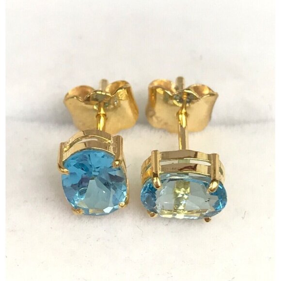 14k Gold Solid Yellow Gold Solitaire, Natural Blue Topaz 2TCW - Picture 3 of 5